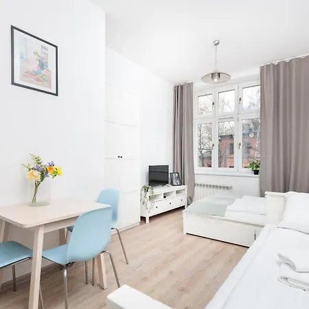 Apartment Charming With Separate Kitchen - Krakow, Kazimierz - By Upstairs