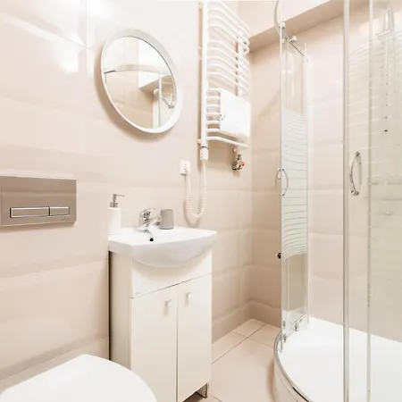 Apartment Charming With Separate Kitchen - Krakow, Kazimierz - By Upstairs Krakow