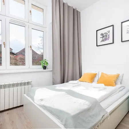 Charming With Separate Kitchen - Krakow, Kazimierz - By Upstairs Apartment
