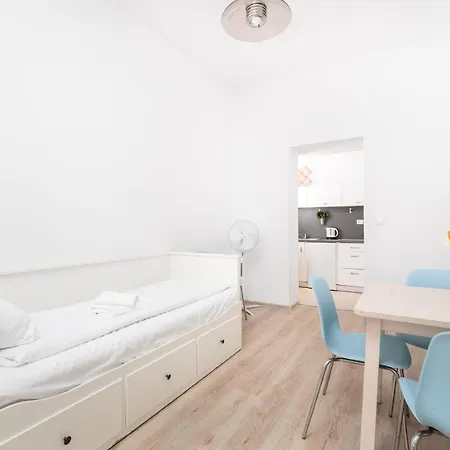 Charming With Separate Kitchen - Krakow, Kazimierz - By Upstairs Appartement Cracovie
